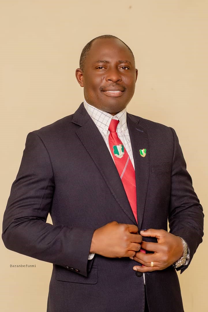 Dr Ogbole 2